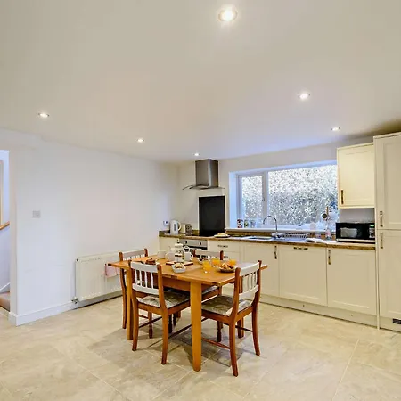 2 Bed In Langtoft 82339 Ferienhaus Weaverthorpe