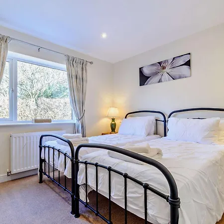2 Bed In Langtoft 82339 * Weaverthorpe